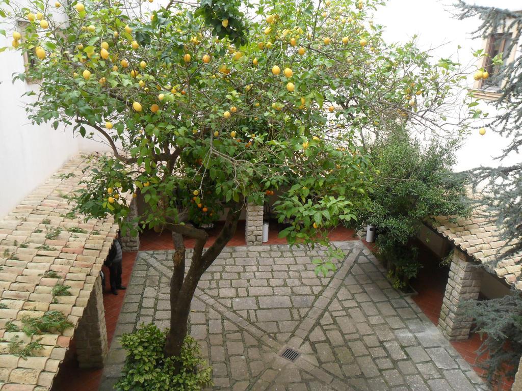 Eremo Hotel Casa Del Sorriso Erice Kültér fotó