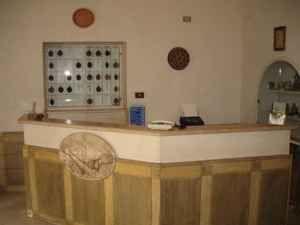 Eremo Hotel Casa Del Sorriso Erice Kültér fotó